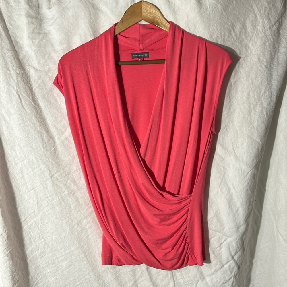 Women’s Vince Camuto sleeveless Top size petite large color Coral